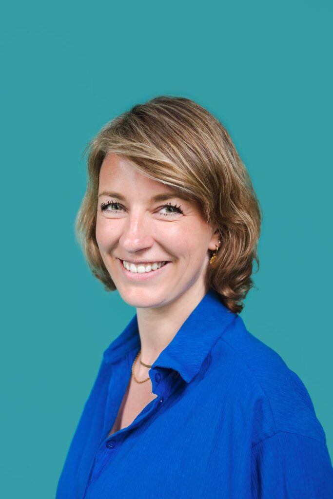 Joline Roesch Over ons Jouw Teamcoaches: Ervaren, Betrouwbaar, Betrokken